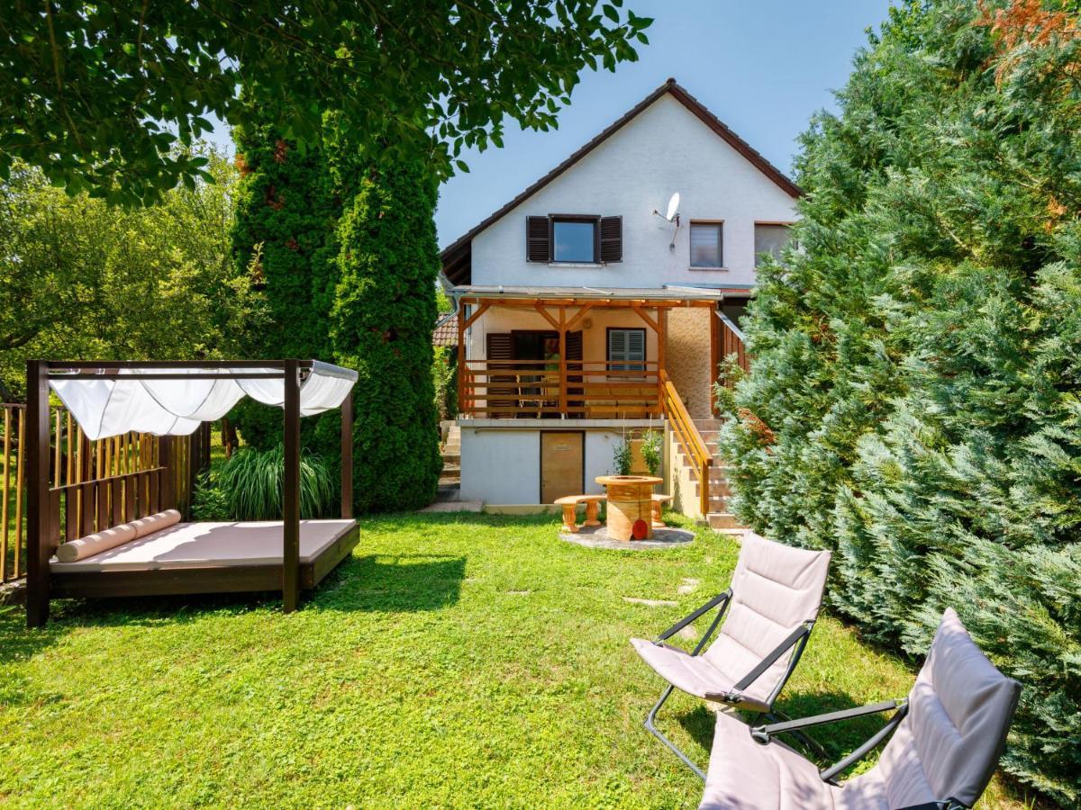 Holiday Home Violetta 2 Balatonkenese Esterno foto